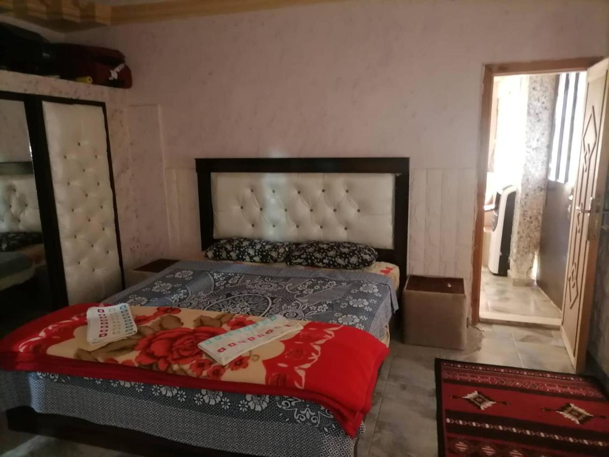 Guest House Hazem Al Azraq ash Shamālī Kültér fotó
